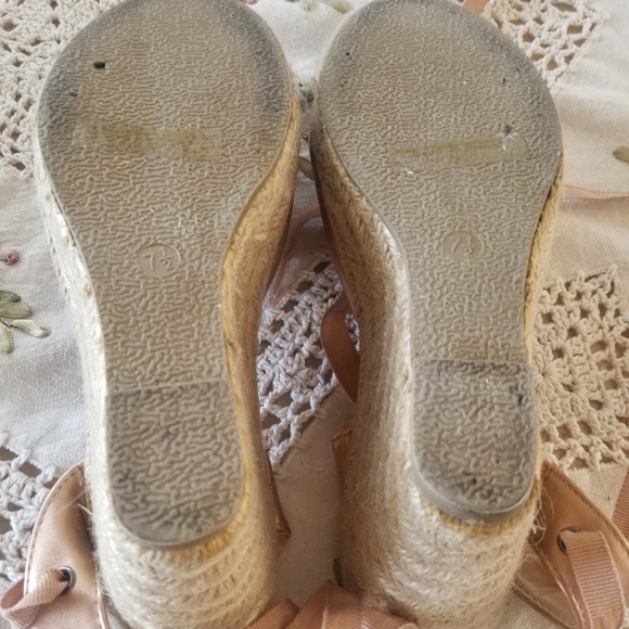 Rose Gold wedge espadrilles - Picture 3 of 6